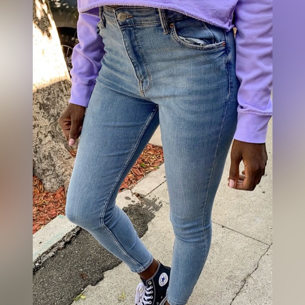 Bershka high waist skinny jean in mid blue
